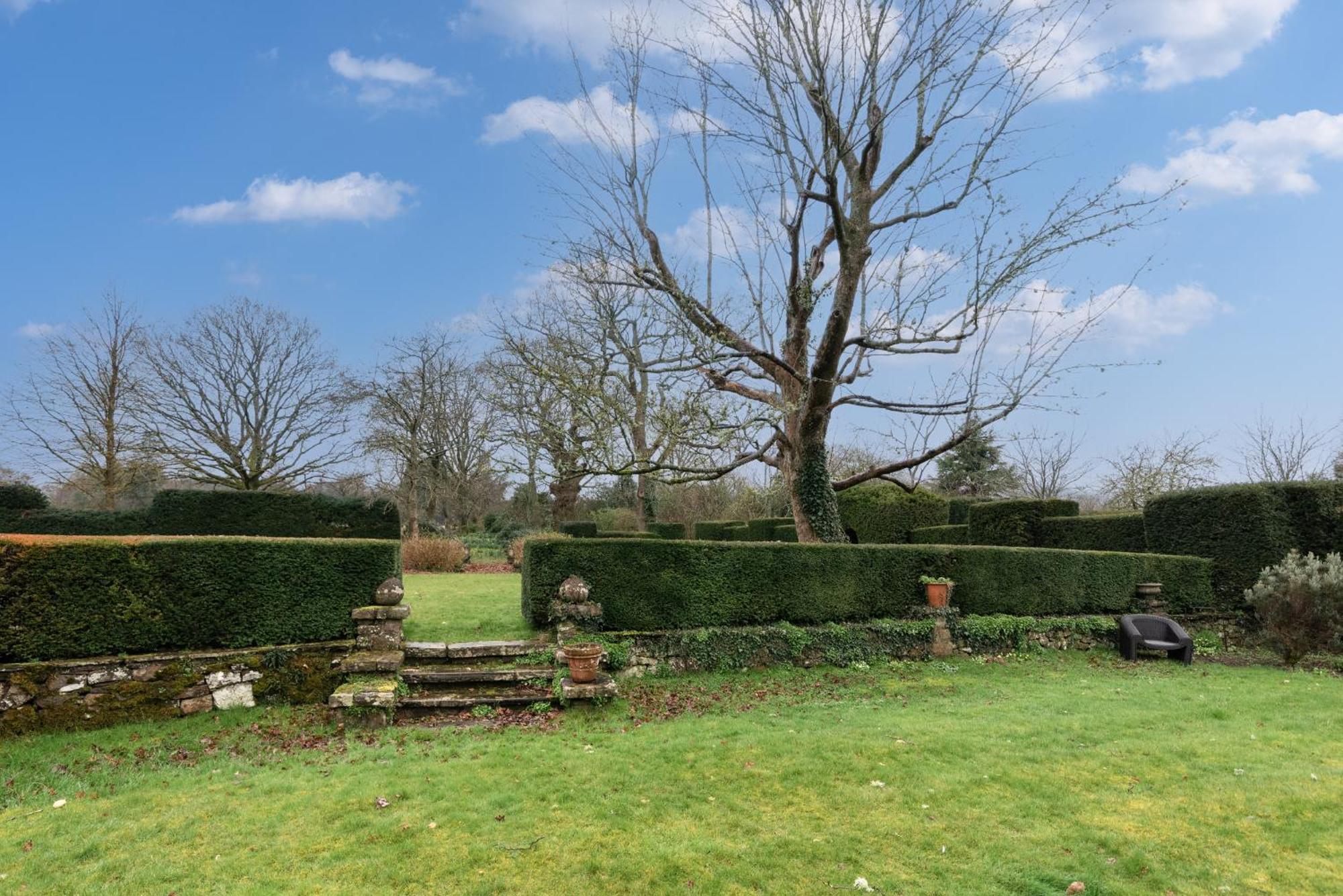 Goytre Hall Abergavenny Esterno foto